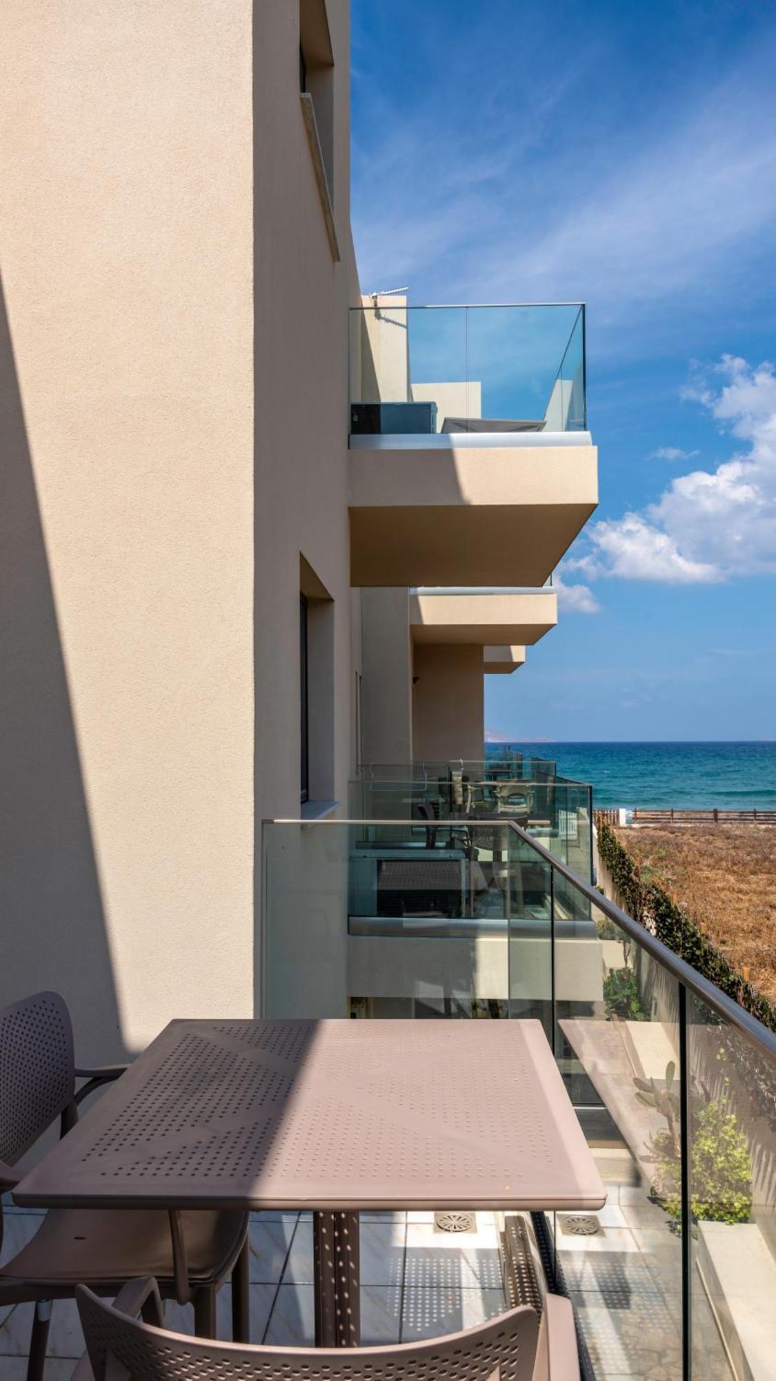 Almare Beach Kokkini Hani Buitenkant foto
