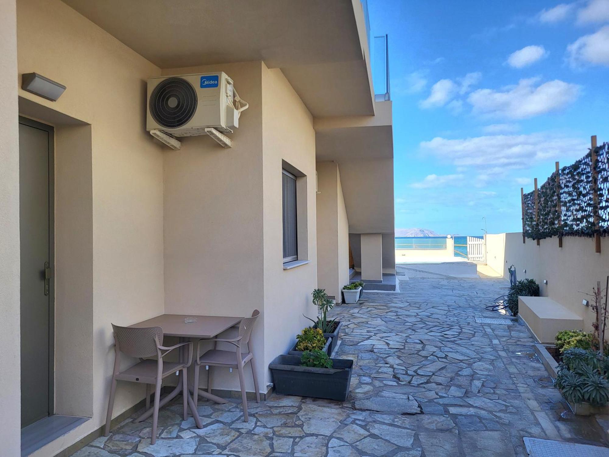 Almare Beach Kokkini Hani Buitenkant foto